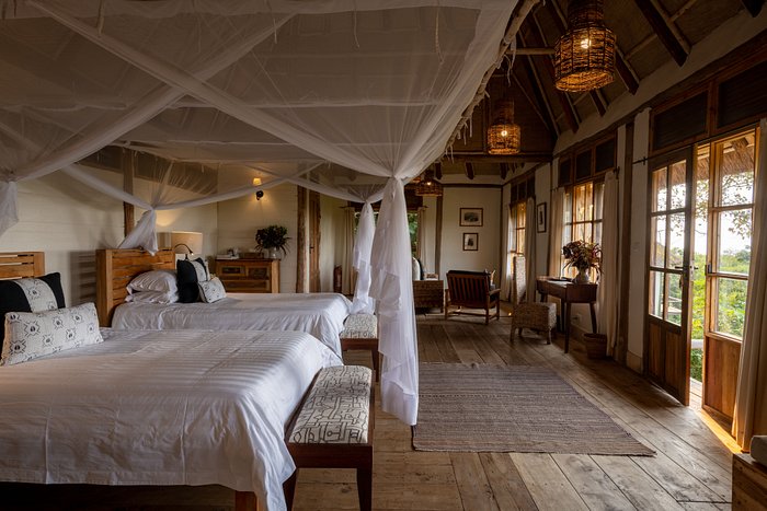 Luxury accommodation in Queen Elizabeth Park